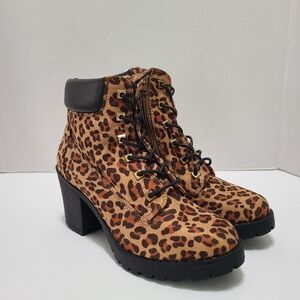 Zigi Soho Leopard Tan Print Booties Size 9.5